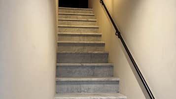 Luxury Apartment Gambirasi | Minibar, in-room safe, desk, free WiFi