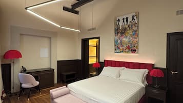 Minibar, caja de seguridad en la habitación, escritorio y wifi gratis