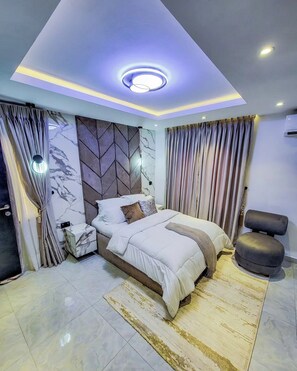 Economy Room, Balcony, City View | Desk, laptop workspace, blackout drapes, soundproofing - Robanor Hotel  (Benin City)