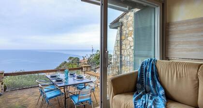 Joli appartement avec piscine, climatisation, WIFI, TV, terrasse et vue panoramique