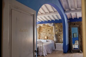 Tabla de planchar con plancha, cuna de viaje y wifi gratis 