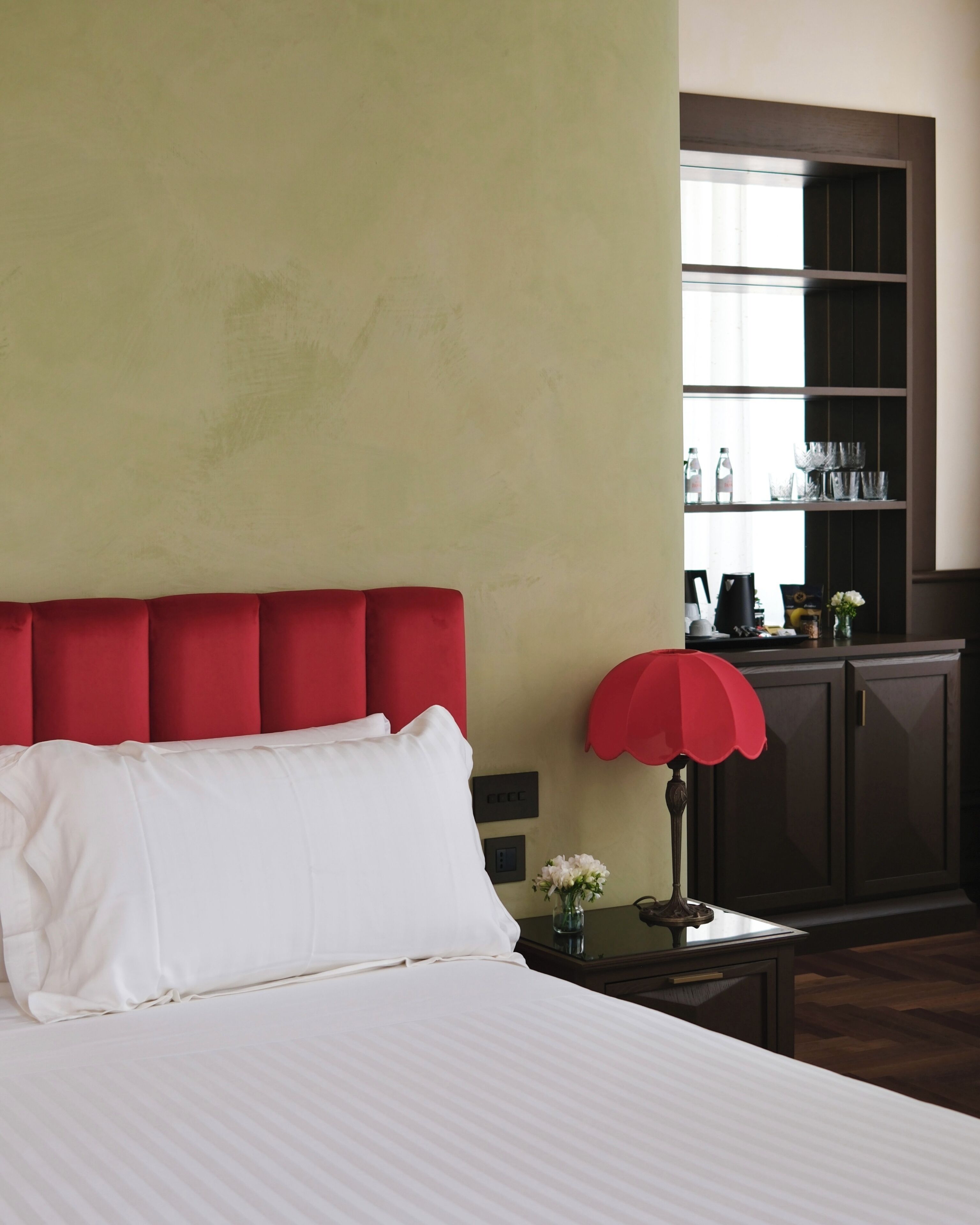 Cesare Suite