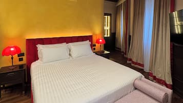 Vatican Suite with Rooftop | Minibar, in-room safe, desk, free WiFi