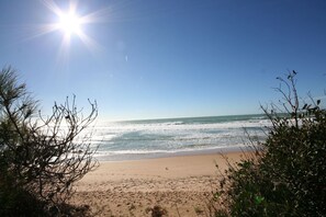 Beach nearby, sun-loungers - Casa Zahora - extended families' first choice! (Cádiz)