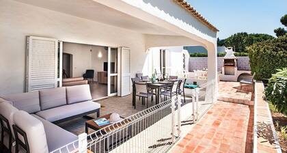 4 Beds, Golf View, Optional Pool Heating