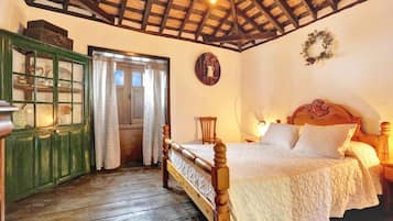 Strygejern/strygebræt, Wi-Fi, sengetøj