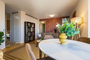 Dining - Aragonia Apartment, Zaragoza (Zaragoza capital)