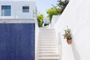 Property grounds - Anatoli 12B - Amazing Two Bedrooms Apartment with private balconies (Rethimno)
