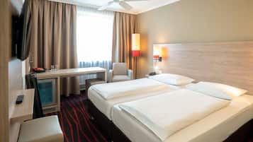 Double/Twin Room Courtyard (without air conditioning) | Hypo-allergenic bedding, in-room safe, desk, free WiFi