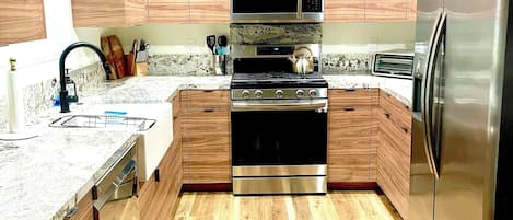 Microwave, oven, stovetop, dishwasher