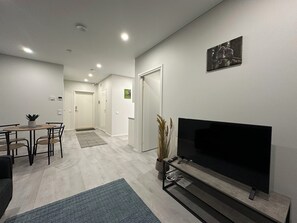Apartment | Blackout drapes, soundproofing, iron/ironing board, free WiFi - Kotimaailma Apartments (Seinäjoki)