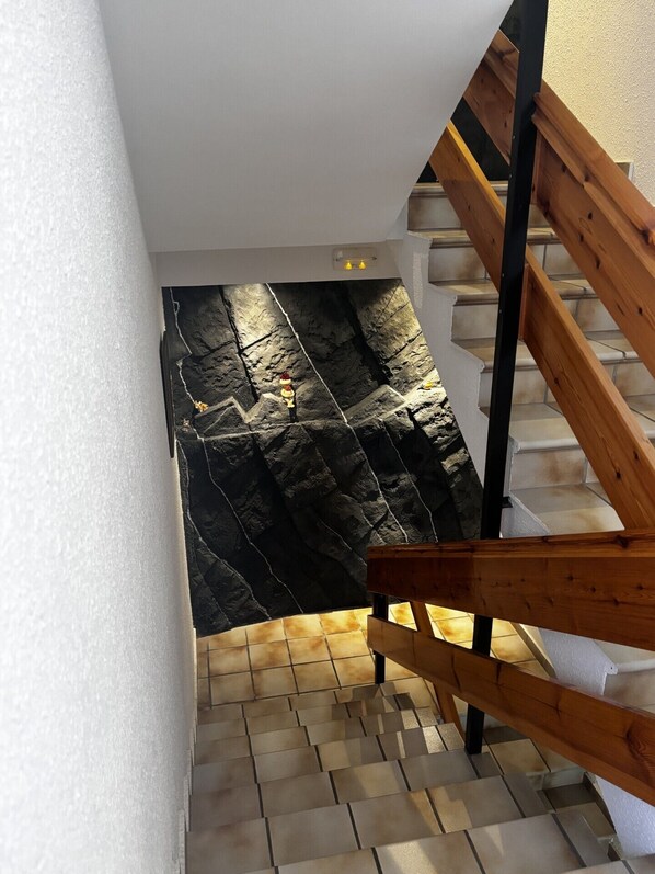 Twin Room, Mountain View | Interior