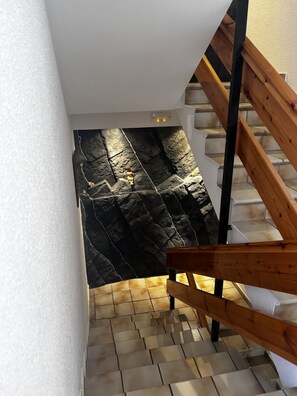 Twin Room, Mountain View | Interior - Hostal Kimboa (Ansó)