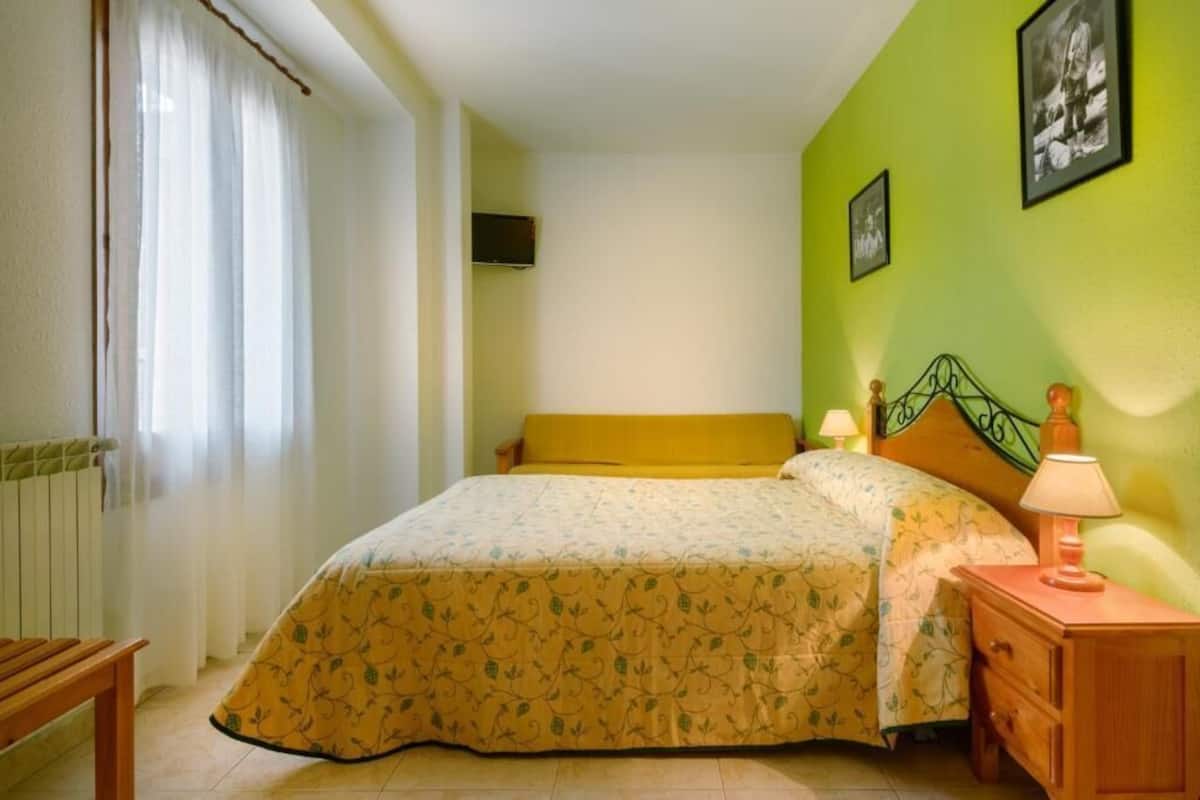 Double Room, Mountain View