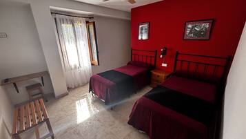 Twin Room, Mountain View