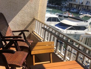 Property grounds - Canal Apartment Empuriabrava, Aircon, Parking (Ampuriabrava)