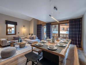 Dining - Appartement neuf au pied des pistes pour 9 personnes (Saint-Martin-de-Belleville)