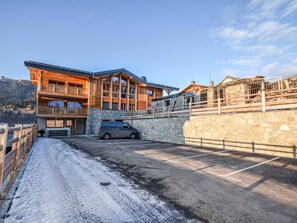 Property grounds - Charming T2 with cabin 50m from slopes for 4-5 pers (Les Gets)