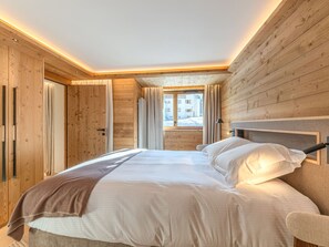 3 bedrooms, free WiFi, bed sheets - Luxury apartment with fireplace, terrace, and relaxation access (Val-d'Isère)