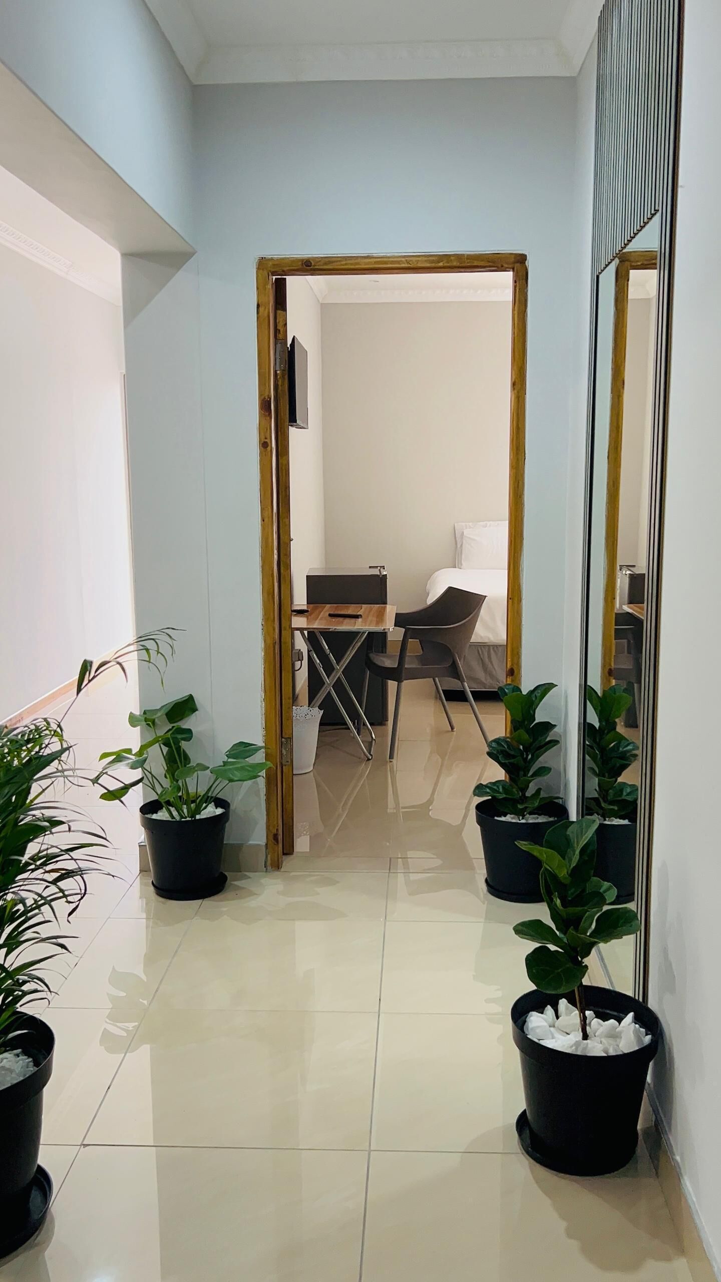 Habitación individual Confort | Caja fuerte, escritorio, espacio para trabajar con un portátil
