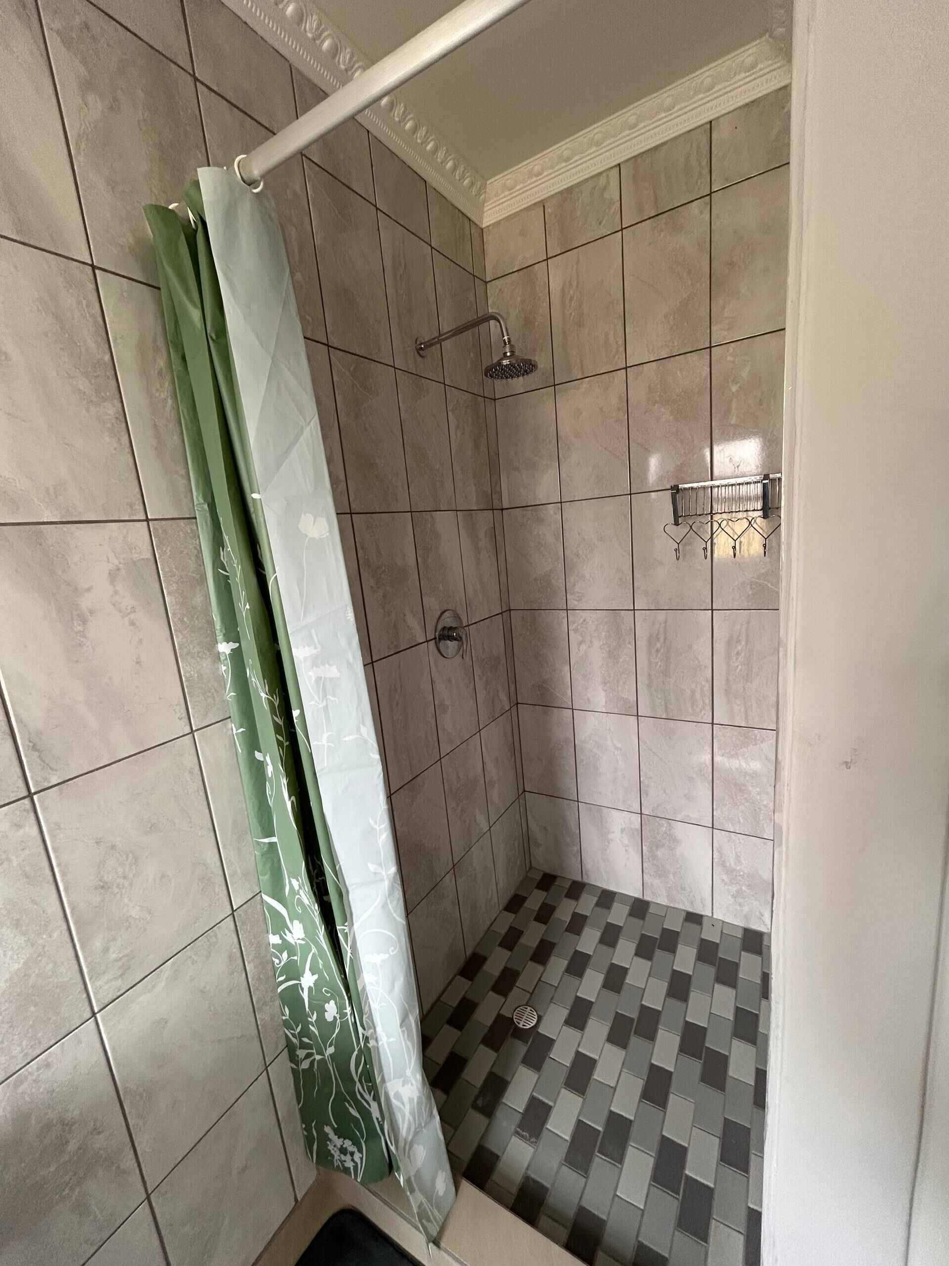 Comfort-Doppelzimmer, Nichtraucher, Zimmerreinigung | Badezimmer | Dusche, Handtücher, Seife, Toilettenpapier