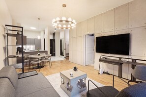 Smart TV - Apartment Husarski comfort 2-bedroom apartment - swimming pool and saunas (Poznań)