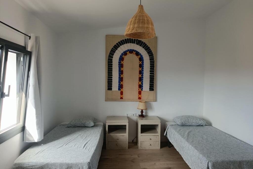 Ferros/tábuas de passar roupa, Wi-Fi, roupa de cama