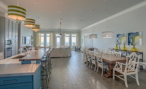 Dining - Luxury Beach Front Duplex With Private Pool  - East Side (Gulf Shores)