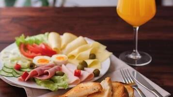 Tägliches inbegriffenes Frühstücksbuffet