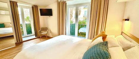 2 chambres, bureau, Wi-Fi gratuit, draps fournis