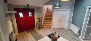 House, 3 Bedrooms, Patio, Garden View | Interior - Aine Guest House Clonlara (Ruanard)