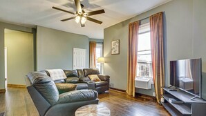 Apartment (2 Bedrooms) | Front of property - 6 Mi to Dtwn Cincinnati: Dog-friendly Apt w/ Yard (Cincinnati)