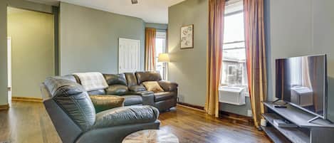 Apartment (2 Bedrooms) | Front of property