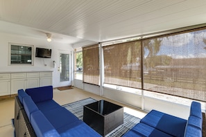 Casa (2 Bedrooms) | Interior