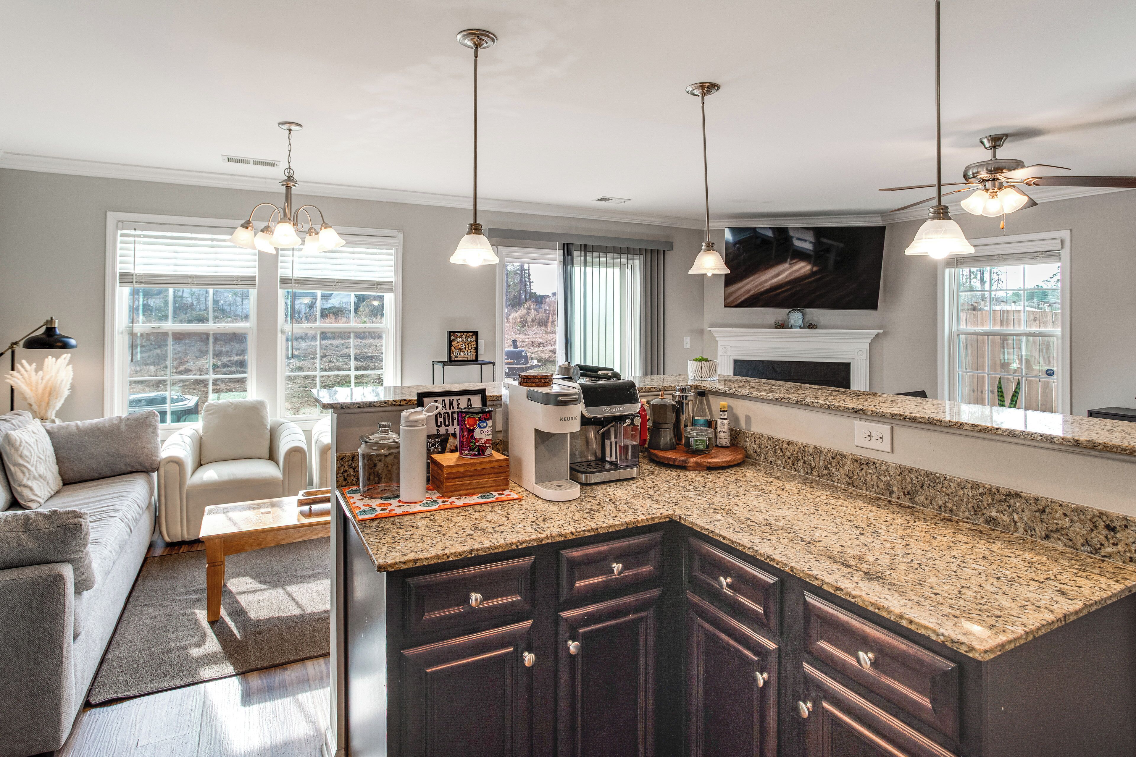 House (3 Bedrooms) | Interior