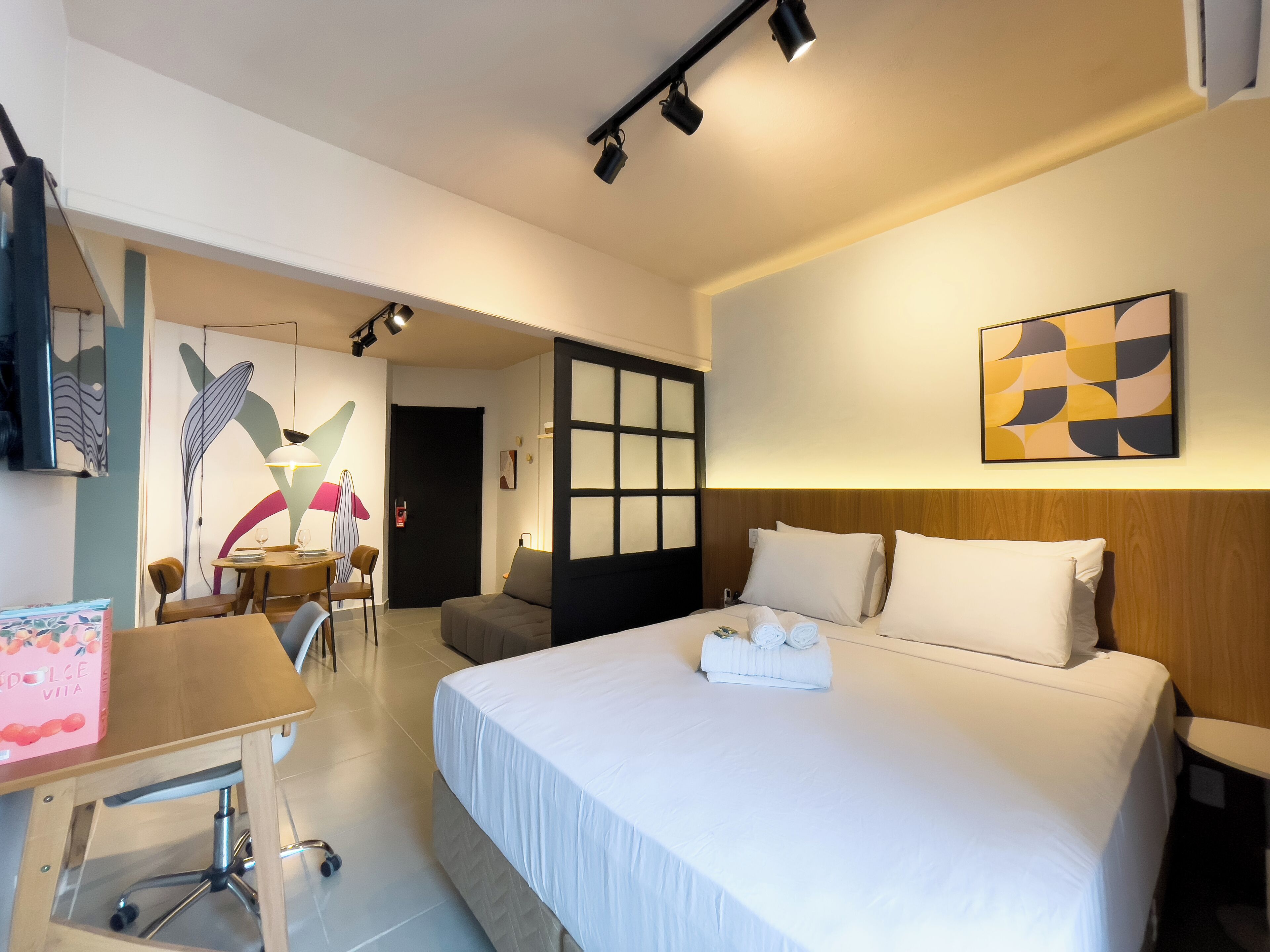 Studio | Blackout curtains, iron/ironing board, free WiFi