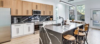 Yard, Patio! Luxe Home Near Top Dallas Attractions