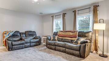 House (1 Bedroom) | Interior