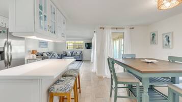 Villa (2 Bedrooms) | Interior