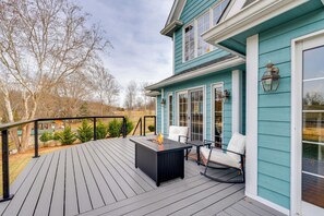 House (4 Bedrooms) | Interior - Boone Lake Getaway 6 Mi to Bristol Speedway! (Piney Flats)