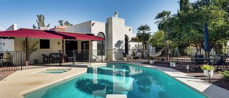 House (4 Bedrooms) | Front of property