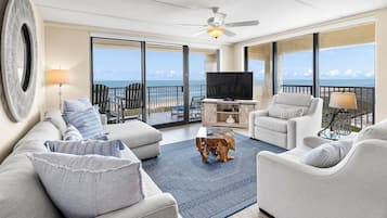 ์ํํธ (3 Bedrooms) | ๋ด๋ถ