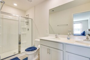 Apartment (3 Bedrooms) | Interior - 9 Mi to Shawn Afb! Family Townhome Near Dining (Sumter)