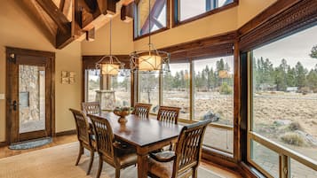 Nhà (4 Bedrooms) | Nội thất