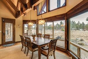 Talo (4 Bedrooms) | Sisätilat