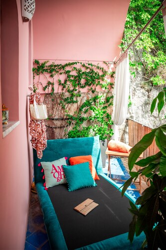 Room-luxury Sea View Suite Alessandro in