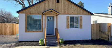 House (3 Bedrooms) | Front of property