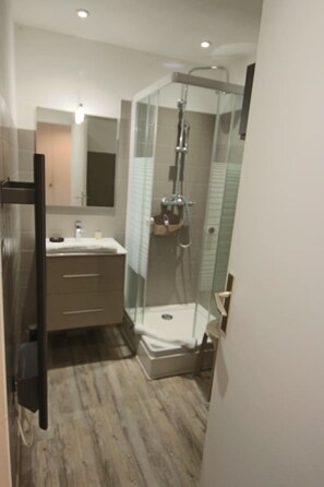 Hair dryer - Studio 25 m², balcon en hyper centre-ville (Aix-les-Bains)