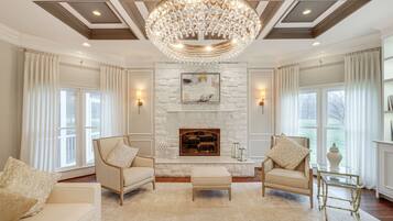 Villa (6 Bedrooms) | Interior