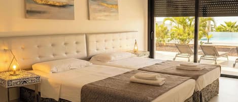 5 bedrooms, iron/ironing board, WiFi, bed sheets